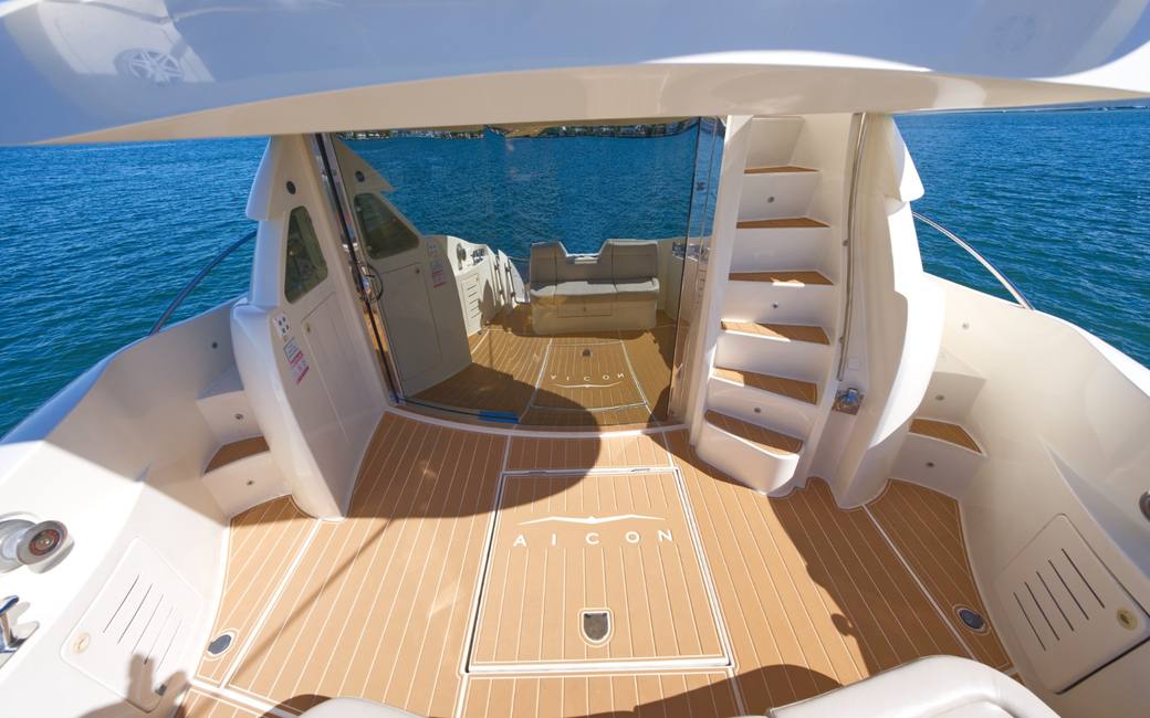 Aicon 60 yacht charter in Naples, Florida — photo 3