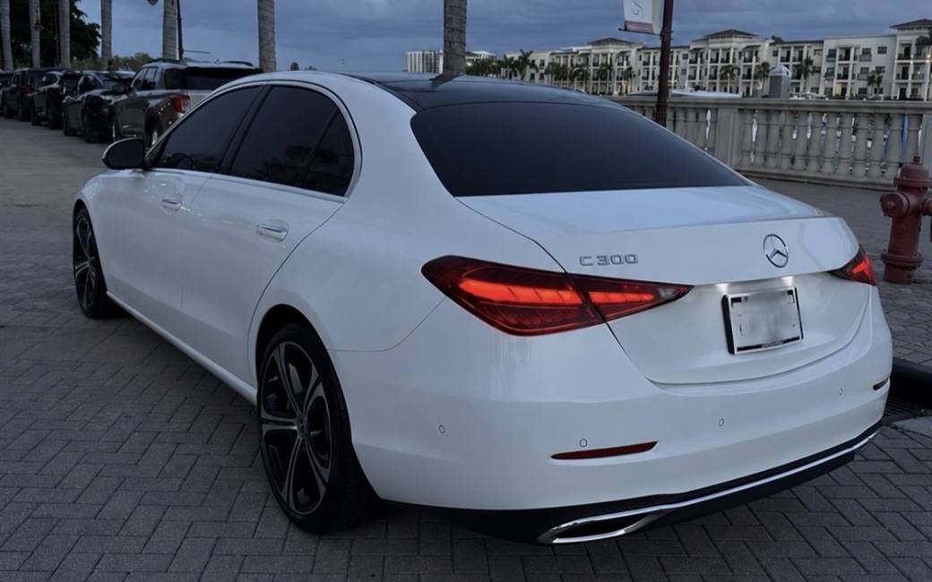 Mercedes-Benz C300 rental in Naples, Florida — photo 2