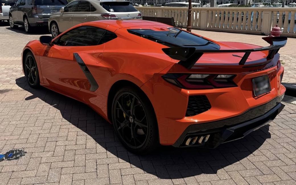 Corvette C8 rental in Naples, Florida — photo 3