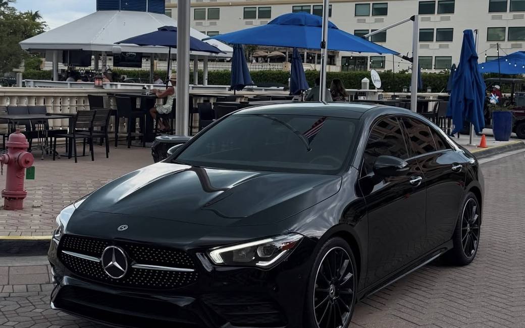 Mercedes-Benz CLA250 rental in Naples, Florida — photo 2
