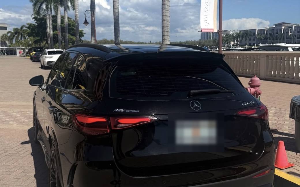 Mercedes-Benz GLC43 AMG rental in Naples, Florida — photo 3
