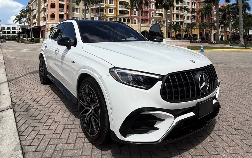 Mercedes-Benz GLC43 AMG rental in Naples, Florida — photo 2