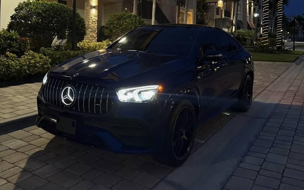 Mercedes-Benz GLE 53 AMG rental in Naples, Florida — photo 5
