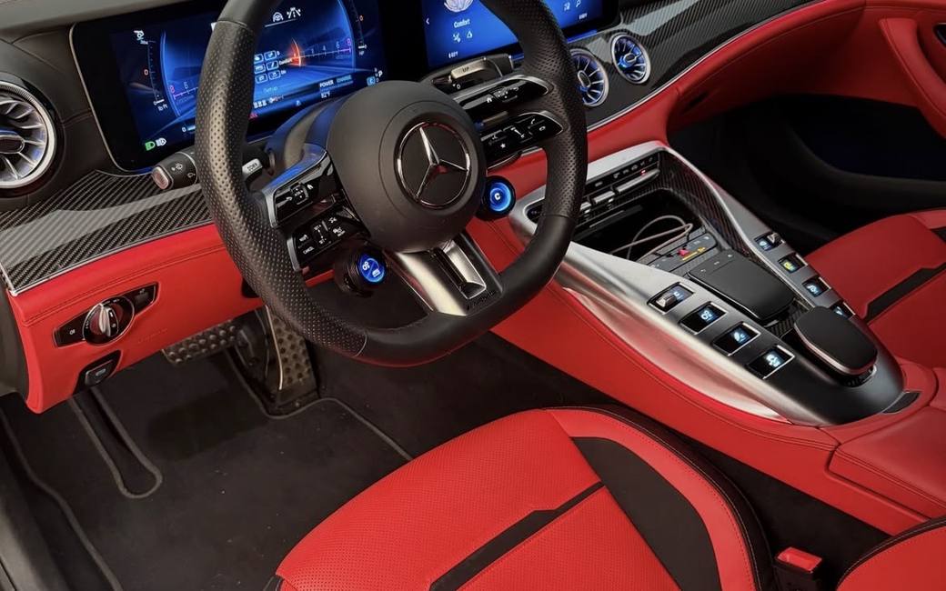 Mercedes-AMG GT 53 rental in Naples, Florida — photo 4