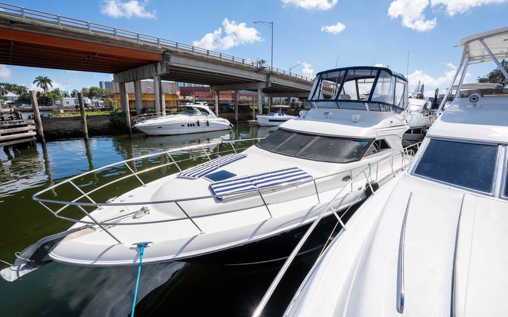 Sea Ray 50 yacht charter in Naples, Florida — photo 2