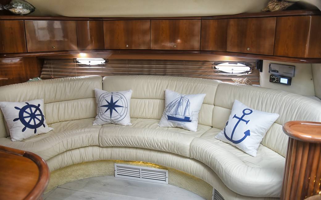 Sunseeker 46 yacht charter in Naples, Florida — photo 3