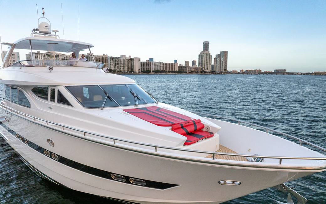 Zeus yacht charter in Naples, Florida — photo 5
